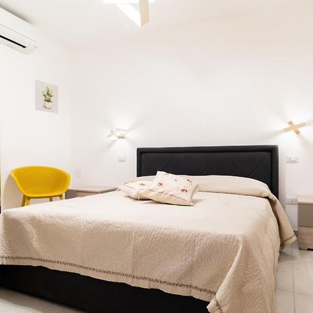 I Parrini Bed and Breakfast Porto Empedocle Exteriör bild