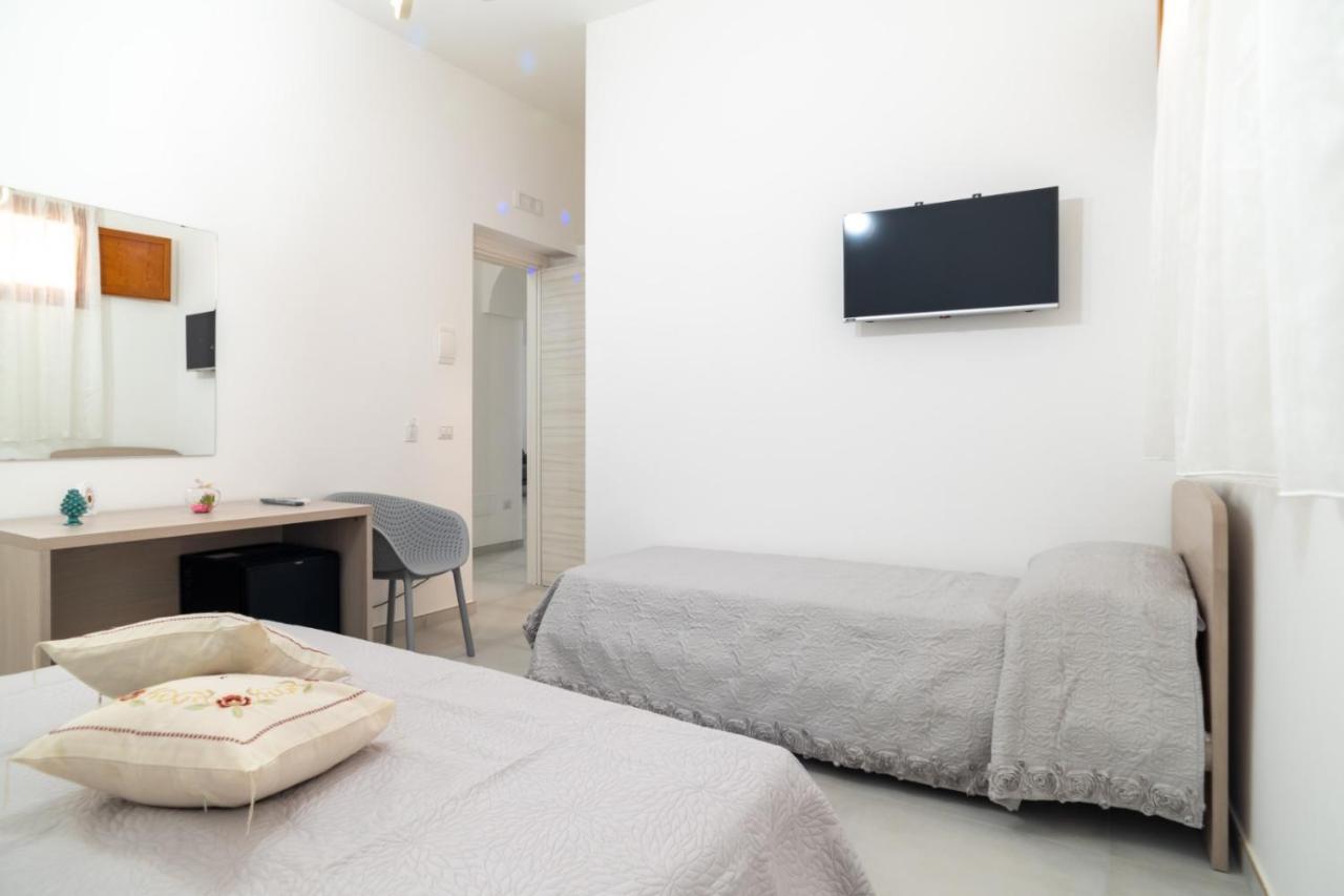 I Parrini Bed and Breakfast Porto Empedocle Exteriör bild
