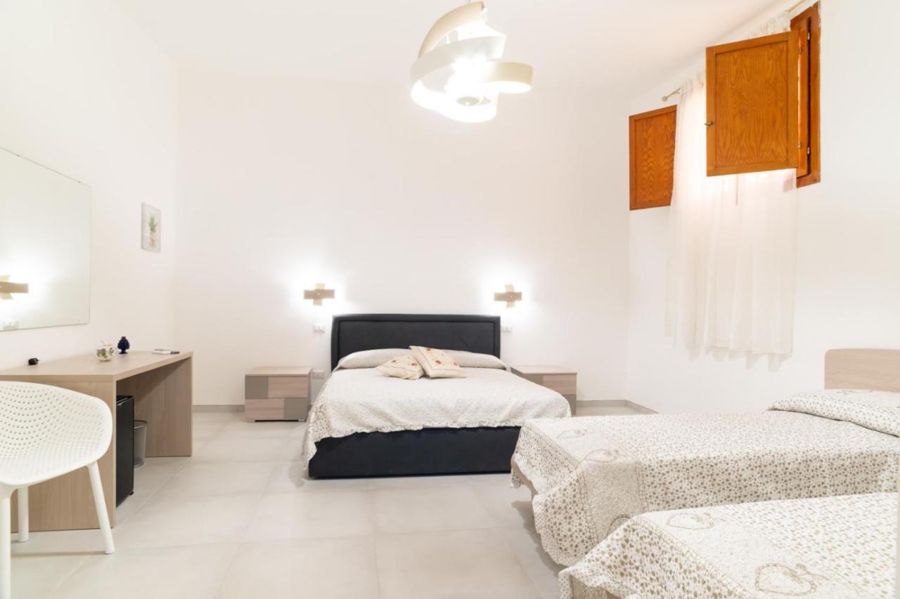 I Parrini Bed and Breakfast Porto Empedocle Exteriör bild
