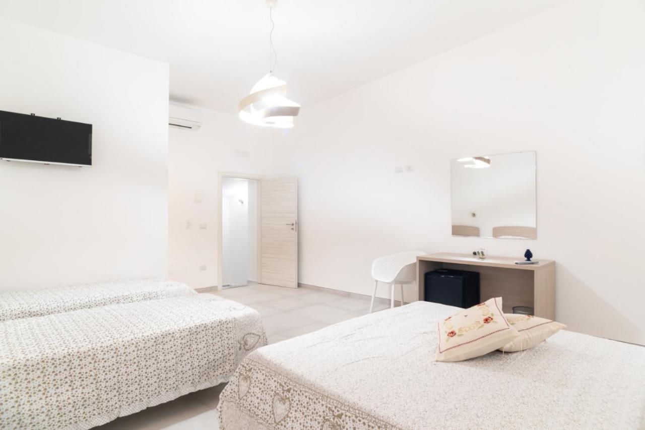 I Parrini Bed and Breakfast Porto Empedocle Exteriör bild